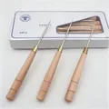 3 poinçons à manche bois pour artisanat cuir – 1