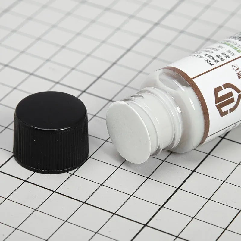 Agent de traitement surface cuir 30 ml finition et protection