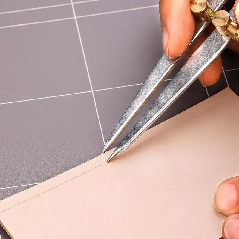 Boussole de marquage 75 à 150 mm pour cuir