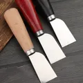 Couteau découpe cuir manche bois – 1
