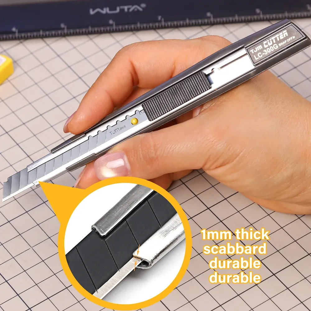 Couteau utilitaire cuir 1 à 30 lames