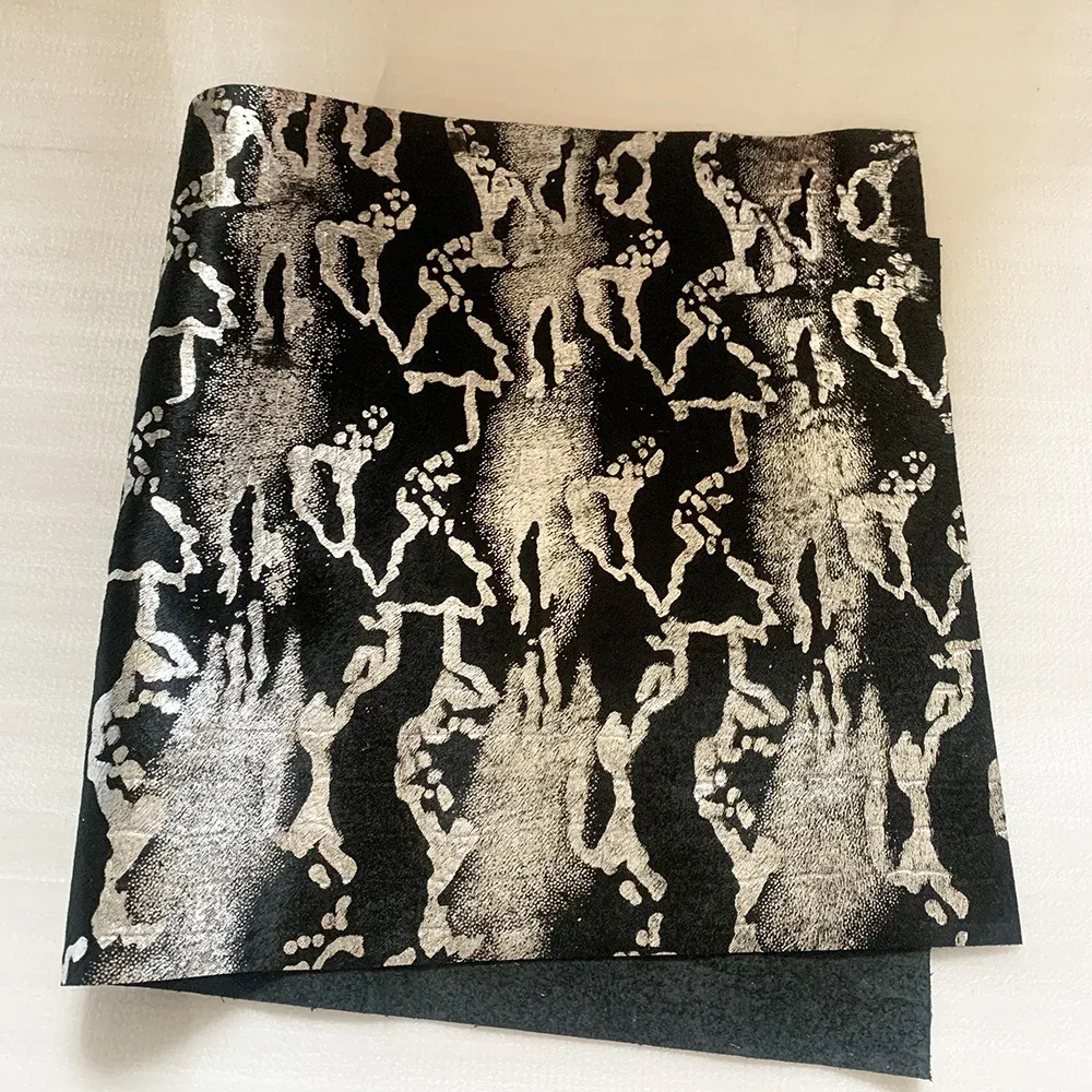 Cuir de cheval tanné 30 x 60 cm pour maroquinerie