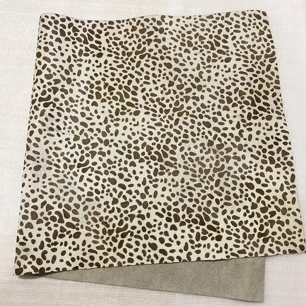 Cuir de cheval tanné 30 x 60 cm pour maroquinerie