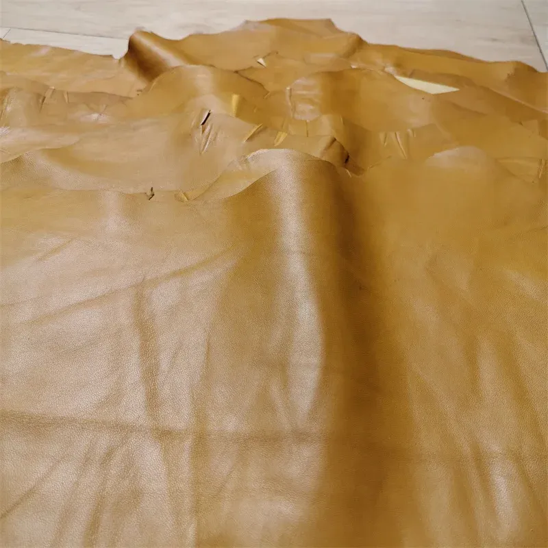Cuir de mouton véritable 0,4 à 0,6 mm pour vêtement