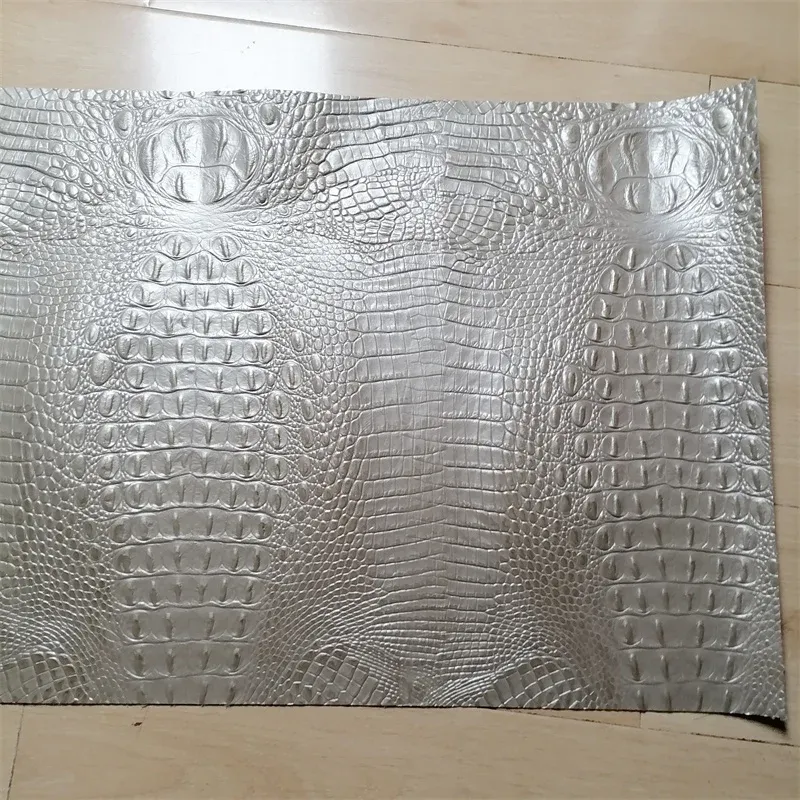 Cuir de vachette crocodile argenté 1,1 mm