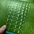 Cuir de vachette motif crocodile 1,5 mm – 1