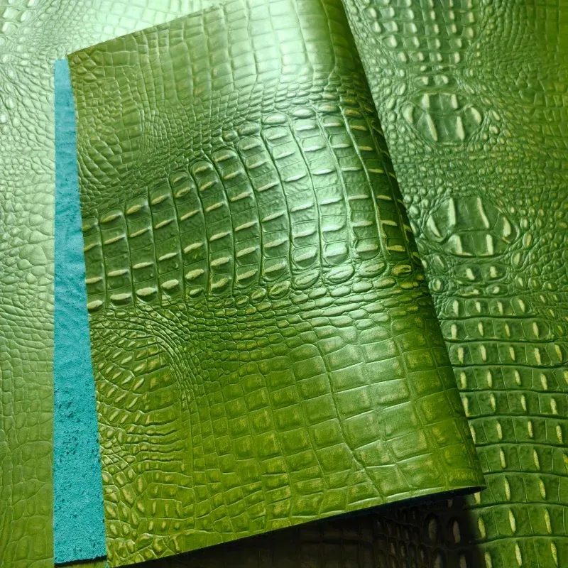 Cuir de vachette motif crocodile 1,5 mm