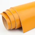 Cuir de vachette rigide tanné végétal 10 à 38 cm – Couleur Orange
