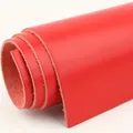 Cuir de vachette rigide tanné végétal 10 à 38 cm – Couleur Rouge