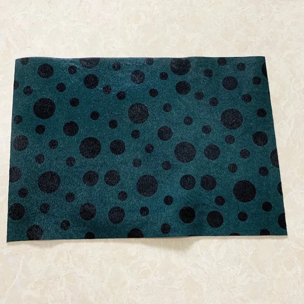 Cuir gaufré cheval 20x30 cm pour artisanat