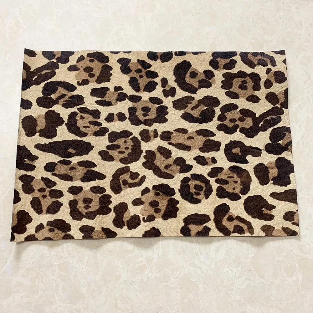 Cuir gaufré cheval 20x30 cm pour artisanat
