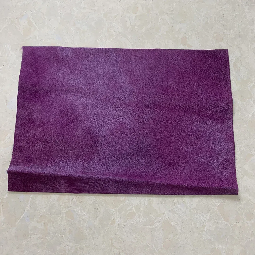 Cuir gaufré cheval 20x30 cm pour artisanat