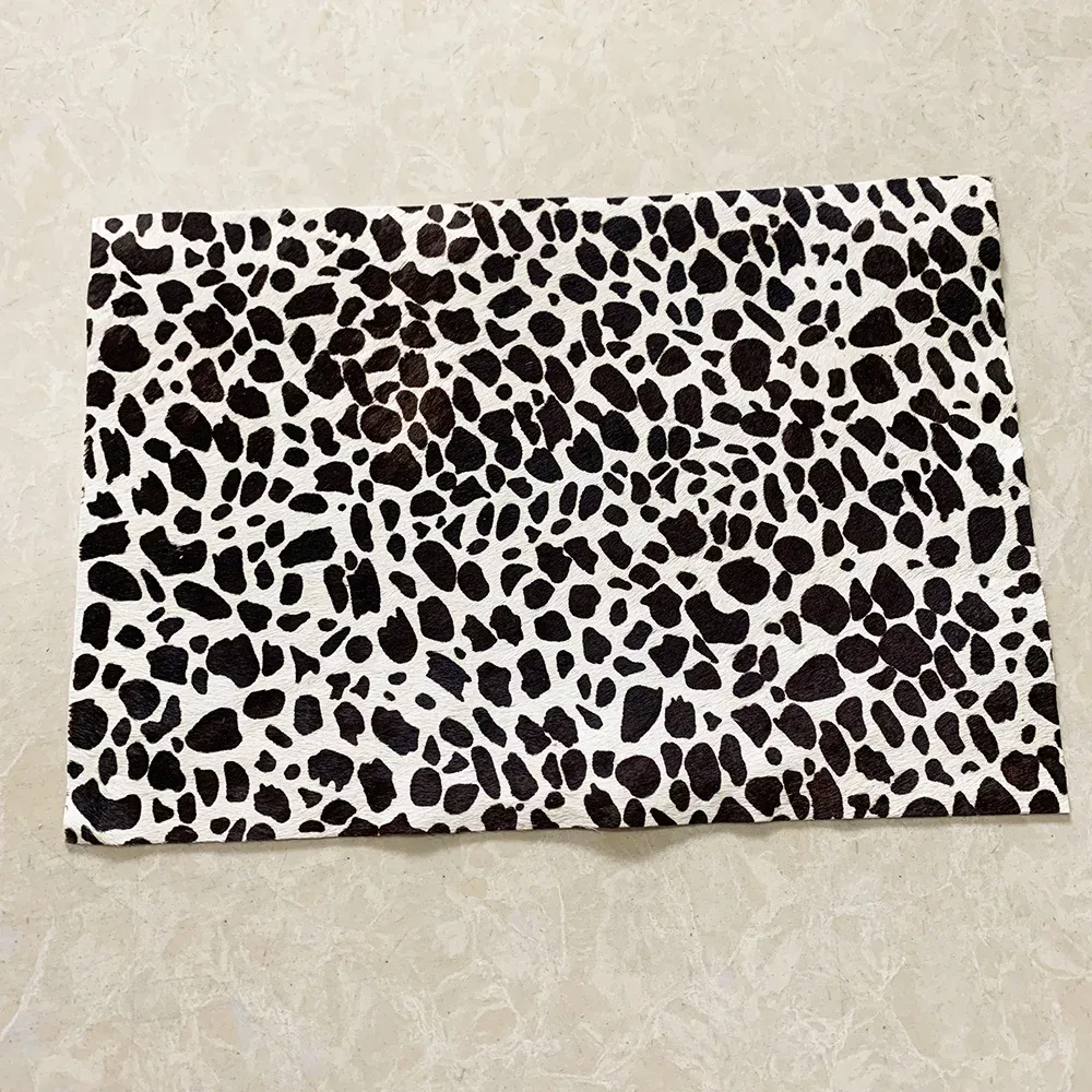 Cuir gaufré cheval 20x30 cm pour artisanat