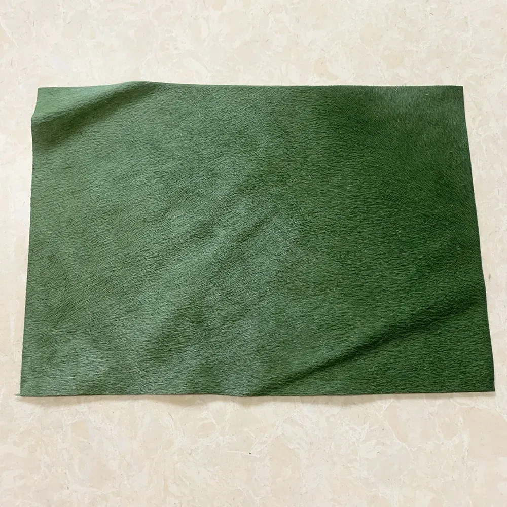 Cuir gaufré cheval 20x30 cm pour artisanat