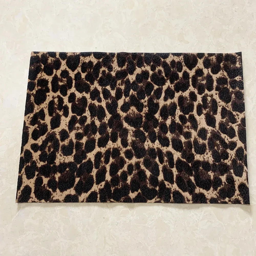 Cuir gaufré cheval 20x30 cm pour artisanat