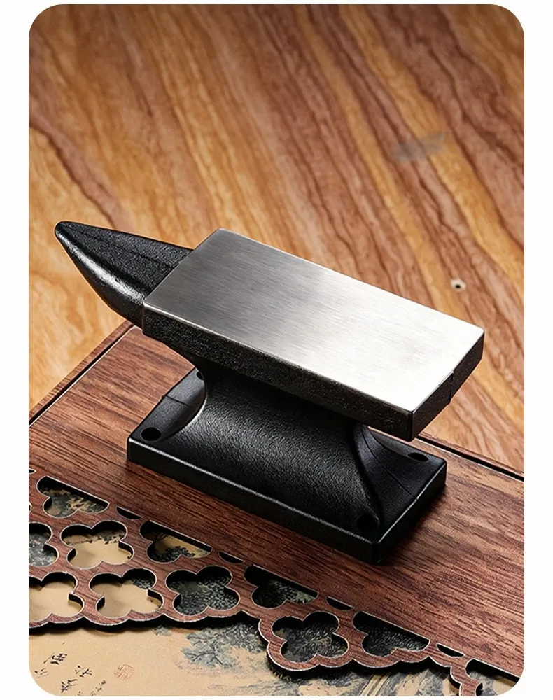 Établi de travail du cuir avec serre-joint plat