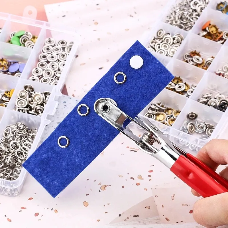 Kit boutons pression et œillets pour cuir