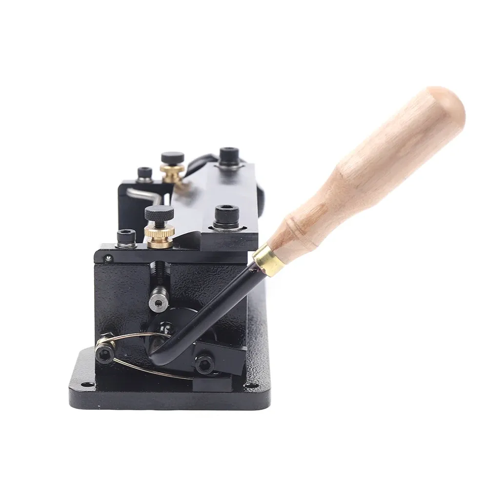 Machine à réduire épaisseur cuir 7 cm réglable