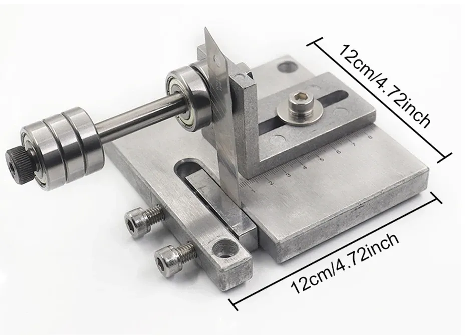 Machine découpe cuir pour ceintures et bracelets de montre