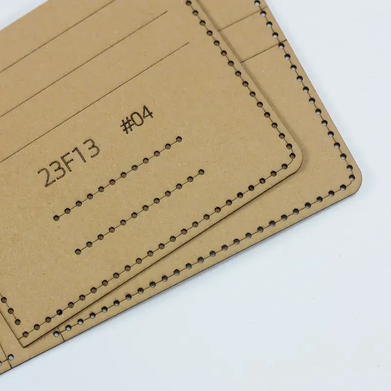 Modèle portefeuille court en papier pour artisanat du cuir