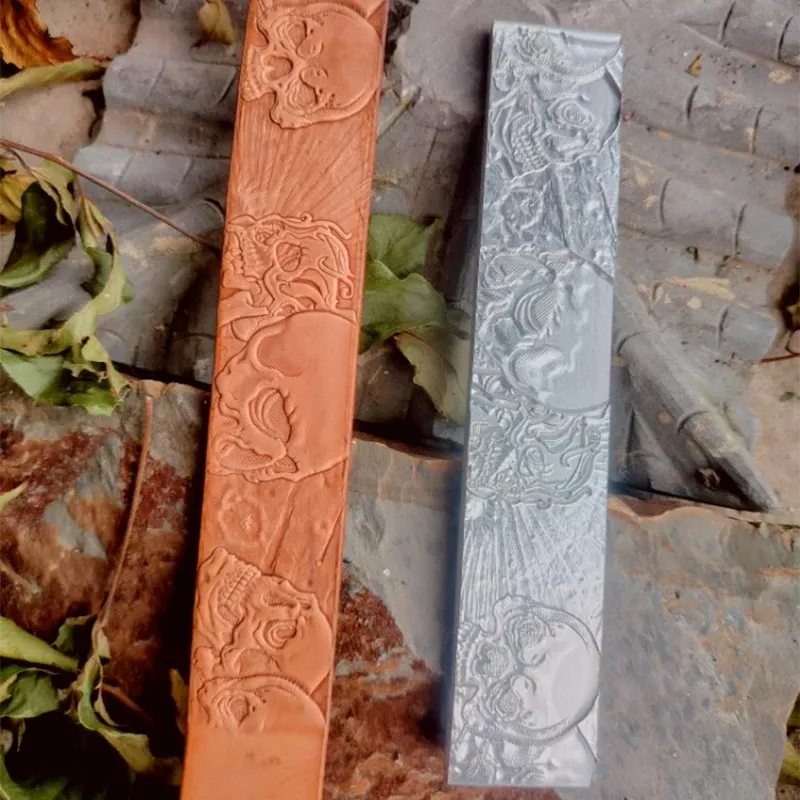 Moule de ceinture à motif crâne pour gaufrage cuir