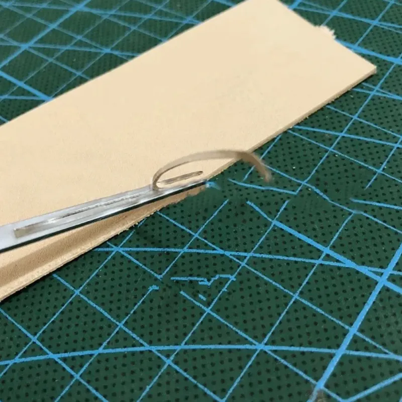 Outil à rainurer le cuir 0,6 à 1,3 mm acier carbone
