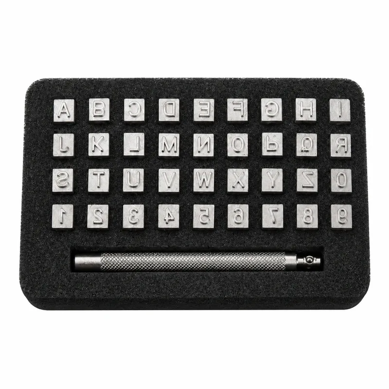 Outil marquage cuir lettres et chiffres 4 ou 6 mm