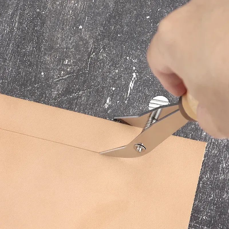 Outil rainurage marquage bord cuir largeur réglable fait main