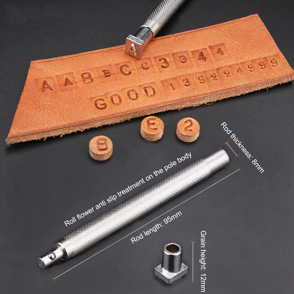 Outils et pochoirs pour gravure et découpe cuir