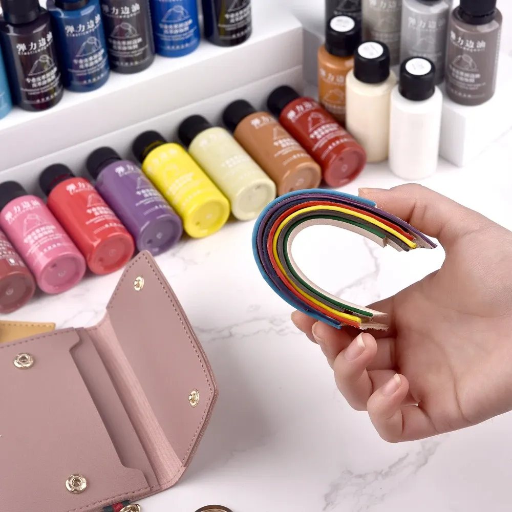 Peinture bord cuir 30ml pour rénovation et finition maroquinerie