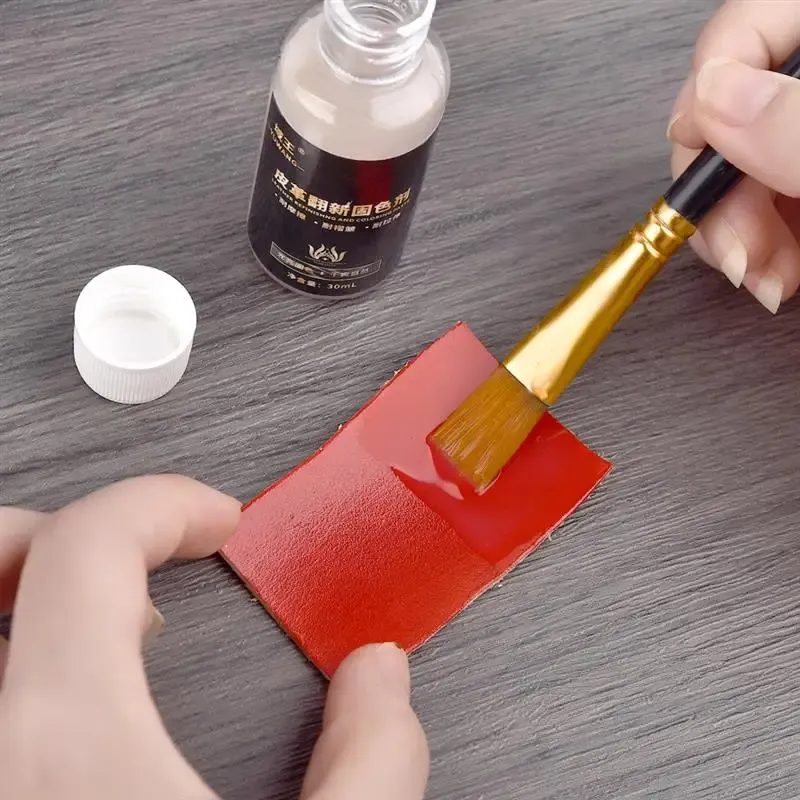 Peinture réparation cuir 50 ml pour chaussures et canapés