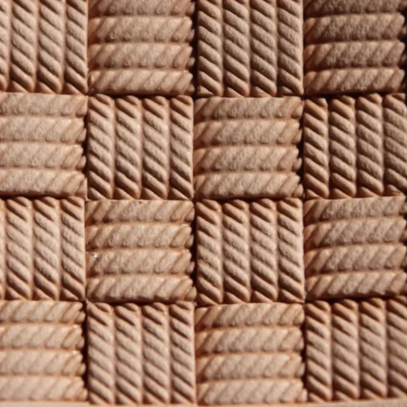 Poinçon 8x8 mm motif ulissée pour cuir