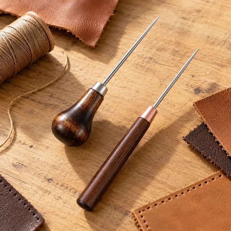 Poinçon couture cuir manche bois pour chaussures et artisanat