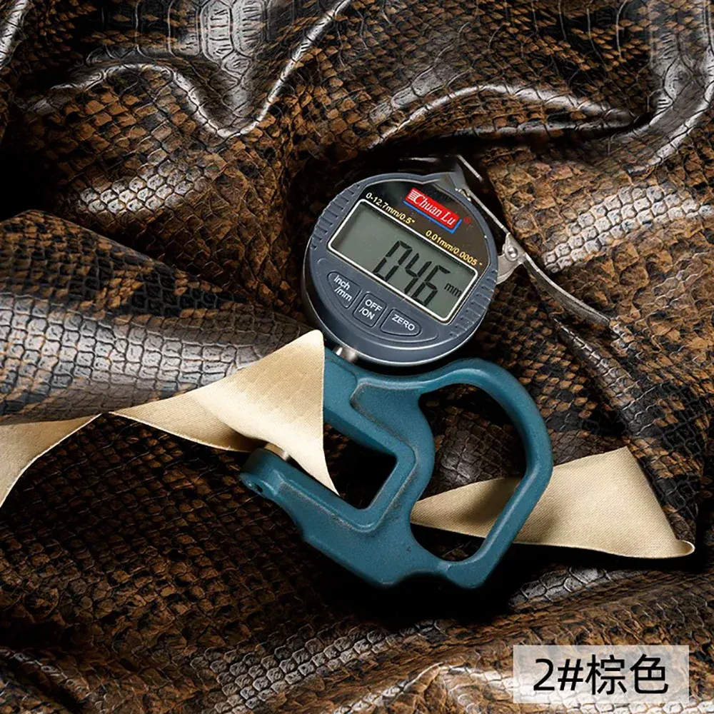 Tissu PU motif serpent 3D pour vêtement
