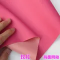 Tissu PU souple motif litchi imperméable 100 à 140 cm – Color Rose rouge