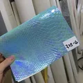 Tissu similicuir PU crocodile 30 x 135 cm holographique – Color 325-4