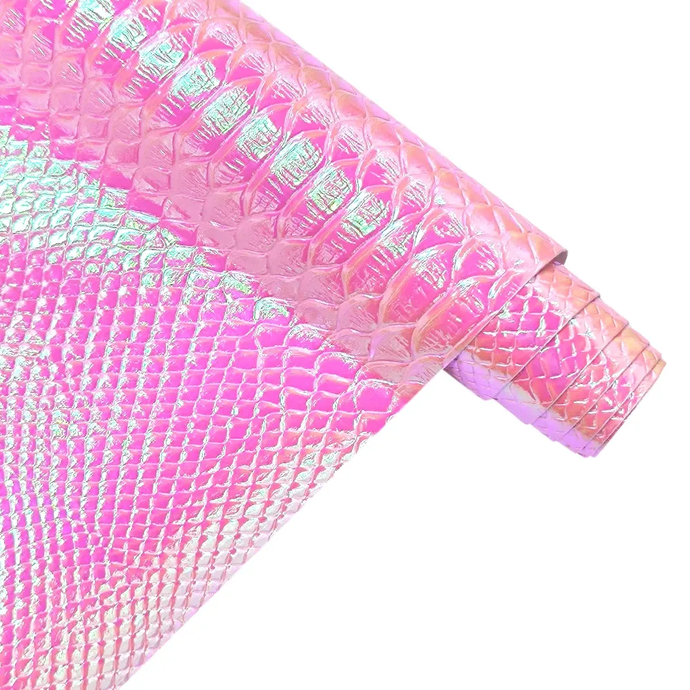 Tissu similicuir PU crocodile 30 x 135 cm holographique