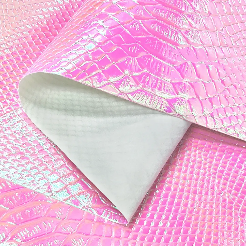 Tissu similicuir PU crocodile 30 x 135 cm holographique