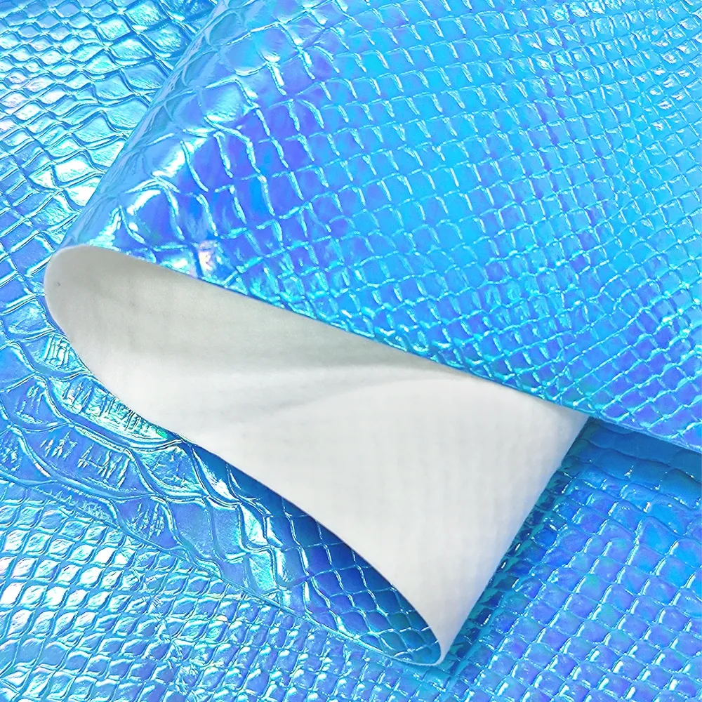 Tissu similicuir PU crocodile 30 x 135 cm holographique