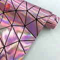 Tissu similicuir PU holographique 50 x 120 cm géométrique – Couleur Light Purple