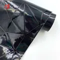 Tissu similicuir PU holographique 50 x 120 cm géométrique – Couleur noir