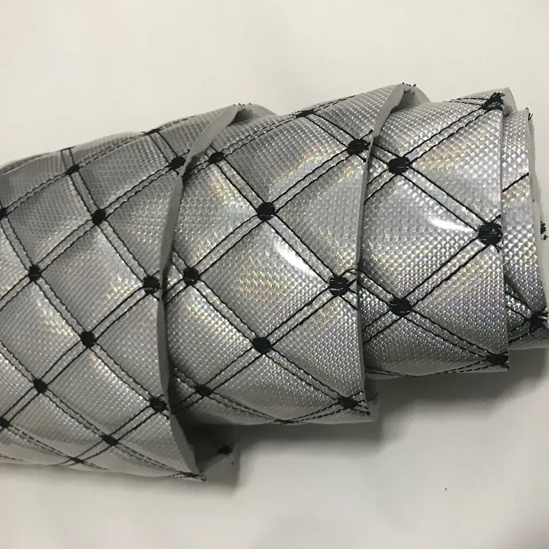 Tissu similicuir PU matelassé laser pour automobile
