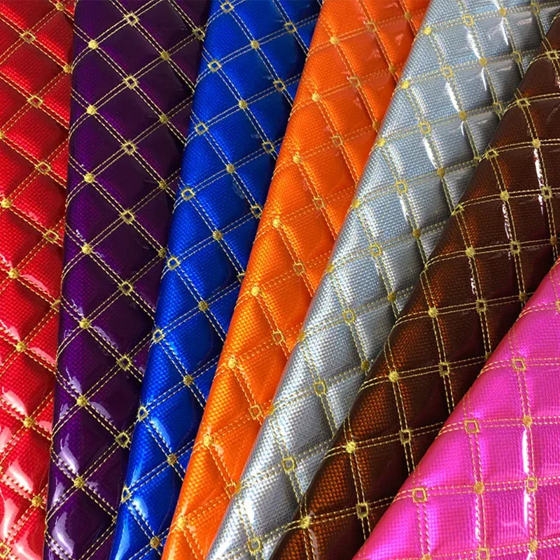 Tissu similicuir PU matelassé laser pour automobile